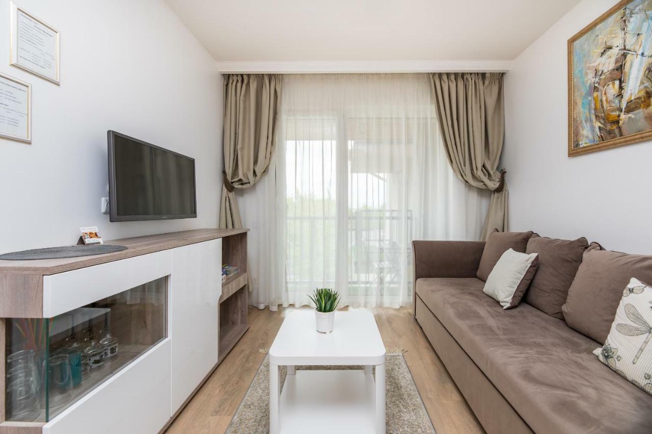 Frejos Apartamentai - Centras パランガ エクステリア 写真